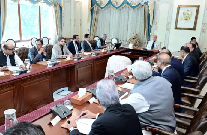 وزیراعظم کی ایف بی آر اصلاحات مقررہ مدت میں مکمل کرنے کی ہدایت