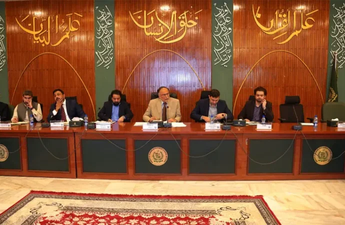 احسن اقبال کی سی پیک کے دوسرے مرحلے پر تیز رفتار عمل درآمد کی ہدایت