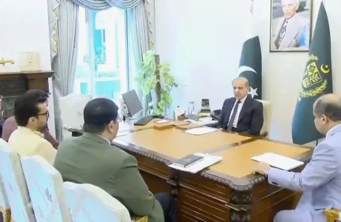 وزیراعظم کی پمز میں علاج معالجے کی سہولیات کو بہتر اور حفاظتی اقدامات یقینی بنانے کی ہدایت