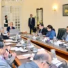 وزیراعظم کی فیول سبسڈی کے آسان حصول کیلئے سہولت ڈیسک قائم کرنے کی ہدایت