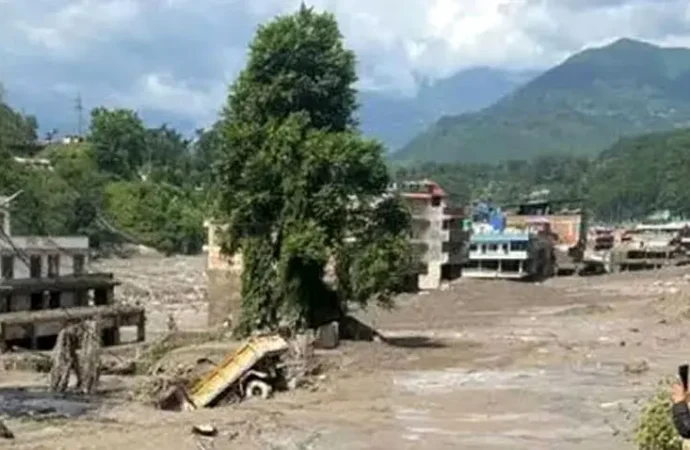 نیپال میں تباہ کن سیلاب، ہلاکتوں کی تعداد 1204 ہوگئی، 4200 سے زائد افراد تاحال لاپتا