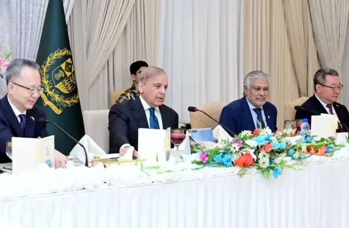 وزیر اعظم کا طویل المدتی معاشی تبدیلی کیلئے حکومت کے پختہ عزم کا اعادہ