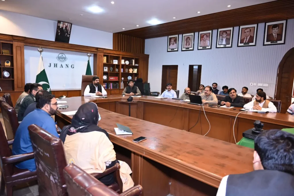 ضلع بھر میں شجرکاری مہم کا آغاز کر دیا گیا ہے۔ ڈپٹی کمشنر