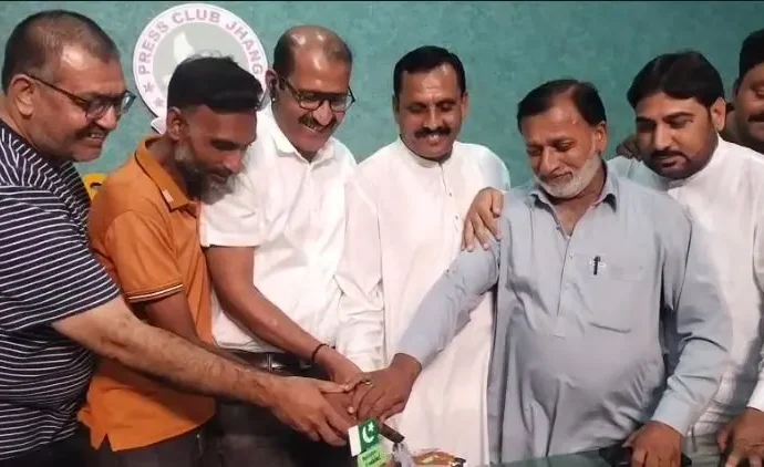 یومِ پاک فضائیہ، جھنگ پریس کلب میں پروقار تقریب؛ شہداء و غازیوں کو خراجِ عقیدت