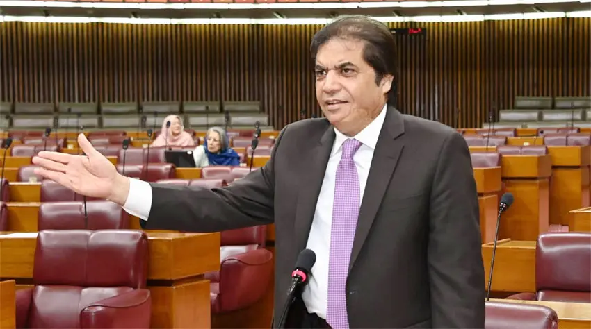 کراچی تا روہڑی ایم ایل ون سیکشن کی تکمیل پر ڈھائی ارب ڈالر لاگت آئے گی، وزیر ریلوے