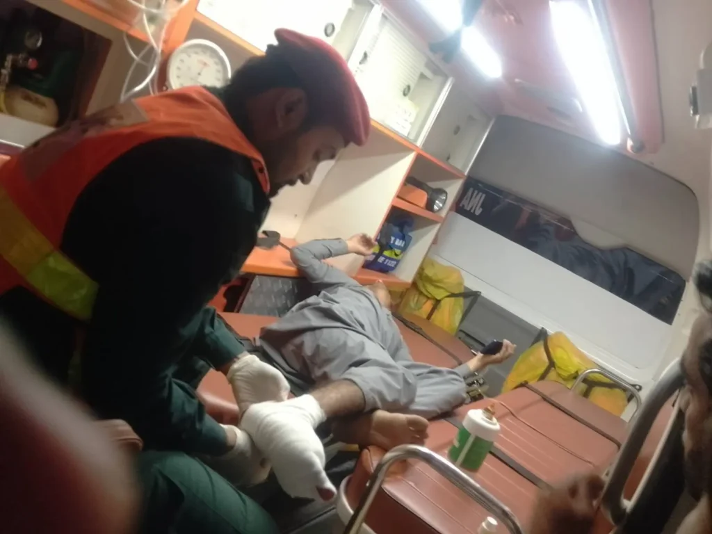 جھنگ میں بھنگ والے پکوڑے کھانے سے دو افراد کی حالت غیر، چنیوٹ روڈ پر فائرنگ سے 18 سالہ نوجوان زخمی